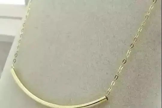金項鏈克數(shù)_一般黃金項鏈大概多少克_黃金項鏈大克數(shù)